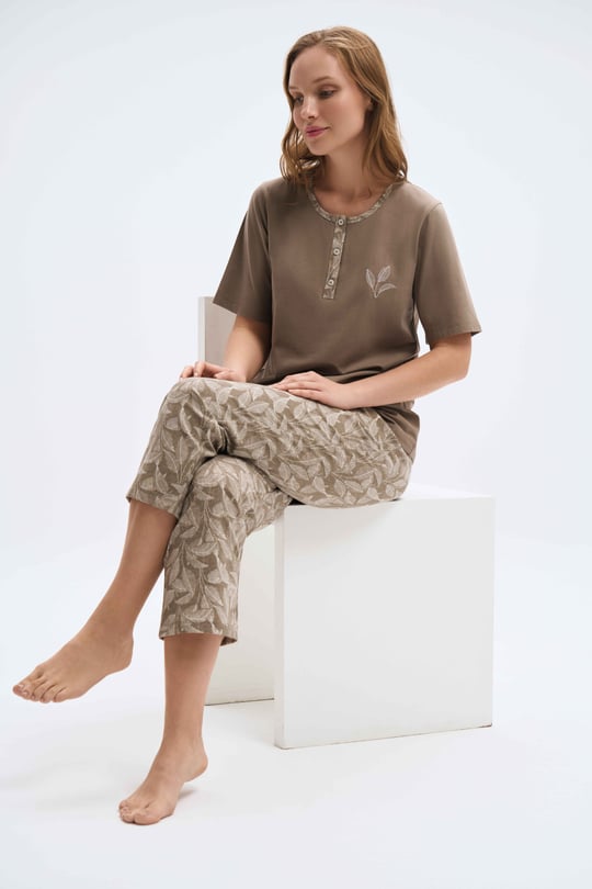 Kadın Bej Kapri Pijama Takımı- 2054R