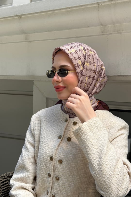 Kelepçe Desen Twill Eşarp Kahve