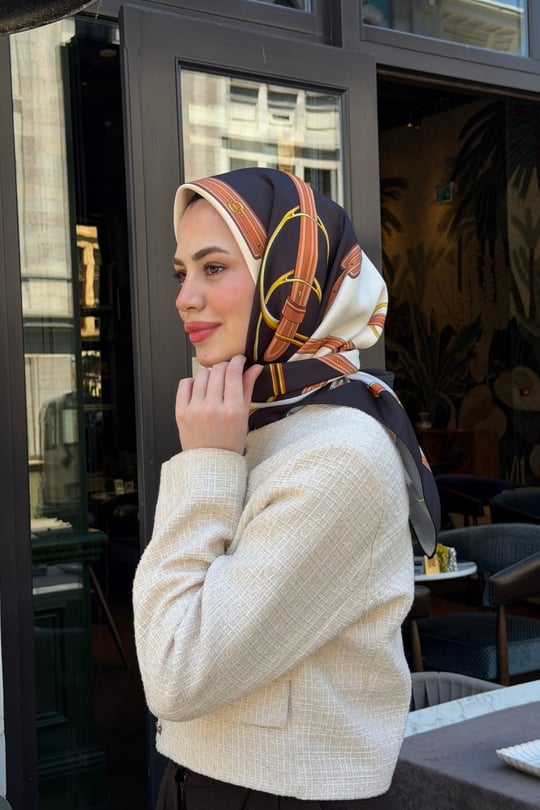 Kelepçe Desen Twill Eşarp-Siyah