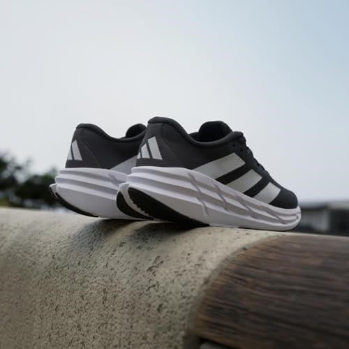 adidas Adistar 3 Shoes - Seçenekler: 40 2/3 EU, 41 1/3 EU, 42 EU, 42 2/3 EU, 43 1/3 EU, 44 EU...
