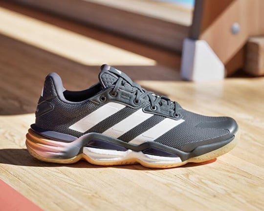 adidas Stabil 16 Indoor Kadın Antrenman Ayakkabısı