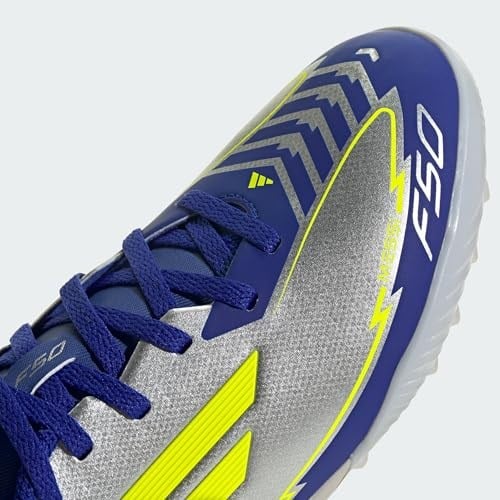 adidas Üniseks Çocuk F50 League Futbol Botu Turf Futbol Ayakkabısı, Gümüş Metalik Solar Sarı Lucid Blue, 32 EU