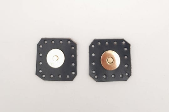 Aksesuar Lacivert Gerçek Derili Kare Mıknatıslı Çıtçıt Light Gold Metalli