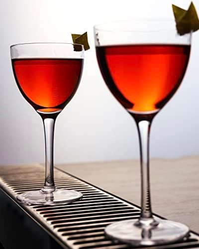Amehla Nick and Nora Coupe Kokteyl Bardakları - Elde Üfleme 2li Set, Manhattan, Martini, Aperitif, Algonquin veya Liman Şarabı Servis Etmek için Küçük Düz Vintage Coupe Bardağı, 141 ml (Düz, 2)