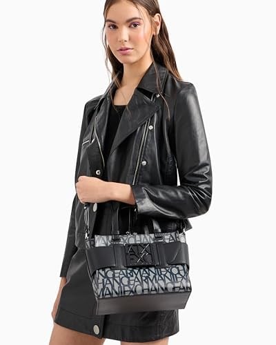 Armani Exchange Kadın Susy, kare logo, ayarlanabilir kayışlı çanta