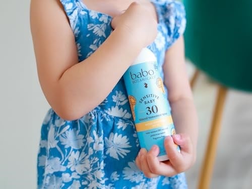 Babo Botanicals% 100 Çinko Oksit ile Bebek Cilt Mineral Güneş Koruyucu Sprey SPF 30, Suya Dayanıklı, Kokusuz, 6 Fl Oz