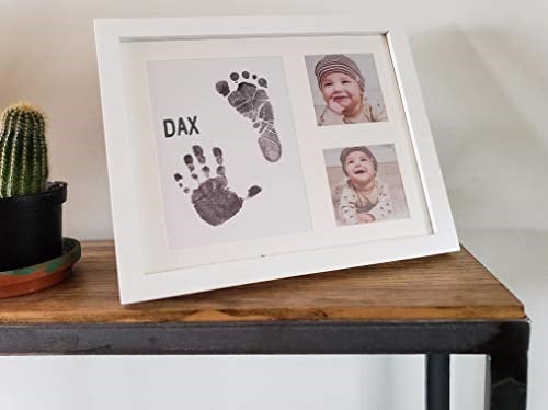 Baby Mushroom Ultimate Ink El İzi Ayak İzi Kiti ve Çerçeve - Kişiselleştirmek için Premium Şablonlu, Fotoğraf Resim Çerçevesi, Güvenli Mürekkep Pedi Damgası, Kağıt ve Hediye Kutusu. Bebek Duşu, Yenido