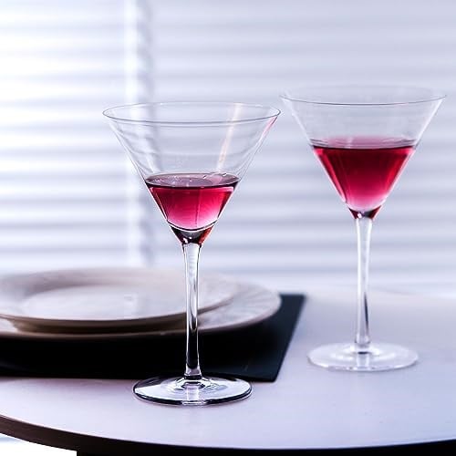 BACLIFE Martini Bardak Seti 4-8oz Coupe Cam Seti - El Üflemeli Kristal Kokteyl Bardakları - Bar, Martini, Kozmopolitan, Manhattan, Gimlet için Zarif Kokteyl Bardakları
