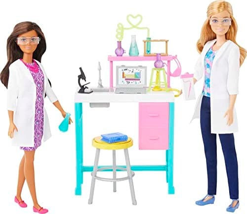 Barbie® Bilim Laboratuarı Oyun Seti, Barbie® Bilim Laboratuvarı oyun seti, 2 bebek, laboratuvar tezgahı ve 10dan fazla aksesuar, HJY95
