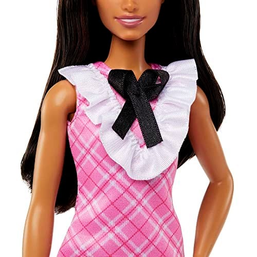 Barbie Büyüleyici Parti Bebekleri (Fashionistas) - Siyah Kurdeleli Bebek, Oyuncak