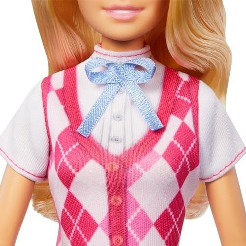 Barbie Gizemleri, Büyük At Kovalamacası dizisinden Barbie Malibu bebek ve aksesuarlar, çıkarılabilir binici kıyafeti ve kaskıyla bebek, HXJ38