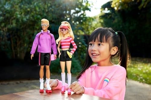 Barbie & Ken 65. Yıl 2li Parti Bebekler Barbie & Ken 65. Yıl 2li Parti Bebekler ve 6 aksesuarlı set, paten teması, 65. yıl dönümü HXK90