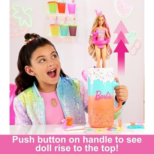 Barbie Pop Reveal bebek ve aksesuarları; kokulu bebek, yumuşacık evcil hayvan, renk değişimi özelliği ve şekillendirilebilir kum gibi 15ten fazla sürpriz içeren Sürprizli Bardak Oyun Seti, HRK57