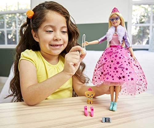 Barbie Prenses Macerası Prenses Tarzı Bebeği (30 cm boyunda), Yavru köpeği ile 3-7 yaş için GML76
