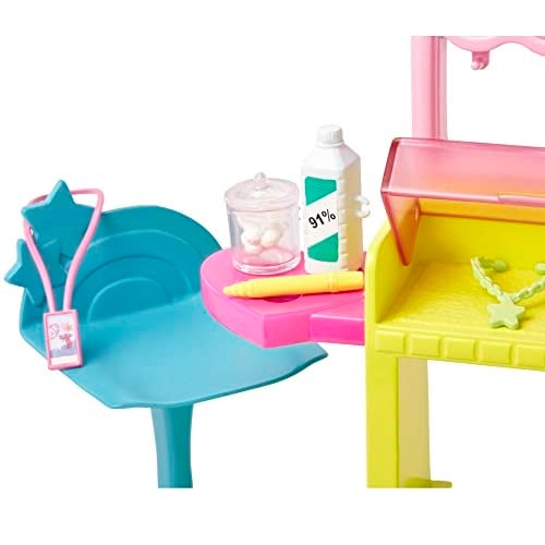 Barbie-Skipperın Takı Standı Oyun Seti