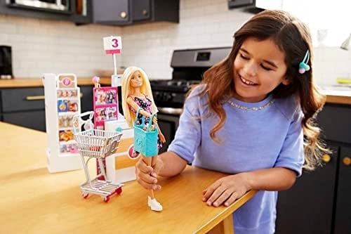 Barbie Süpermarkette Oyun Seti, Alışveriş Sepeti ve 25ten Fazla Aksesuar Dahil FRP01