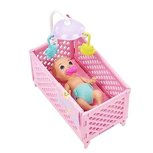 Barbie ve aksesuarları, Skipper bebek, uykulu bebek figürü ve beşikli oyun seti, mobilya ve temalı aksesuarlar, Bebek Bakıcısı, HJY33