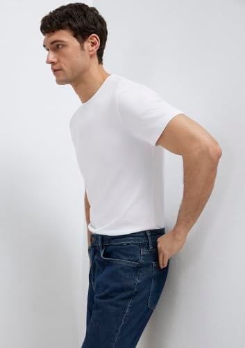 Beyaz Basic Tişört Fitted/Vücuda Oturan Kesim 061747-620