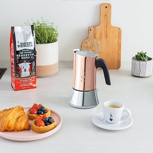 Bialetti - Venus: 4 Cups Ocak Üstü Espresso Pişirici - 170ml - Kahverengi, Gümüş Renk - Paslanmaz Çelik Gövde - Patentli Güvenlik Valfi - Tüm Ocak Türleri İçin Uygundur (İndüksiyon Dahil)