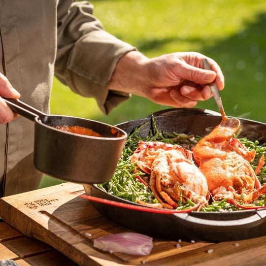 Big Green Egg Döküm Demir Sos Tenceresi Ve Fırçası