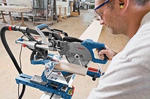 Bosch Professional GCM 8 SJL Gönye Kesme Makinesi (1.600 W, Kesme Kapasitesi: 70x312 mm, Bıçak çapı: 216 mm, Göbek çapı: 30 mm)
