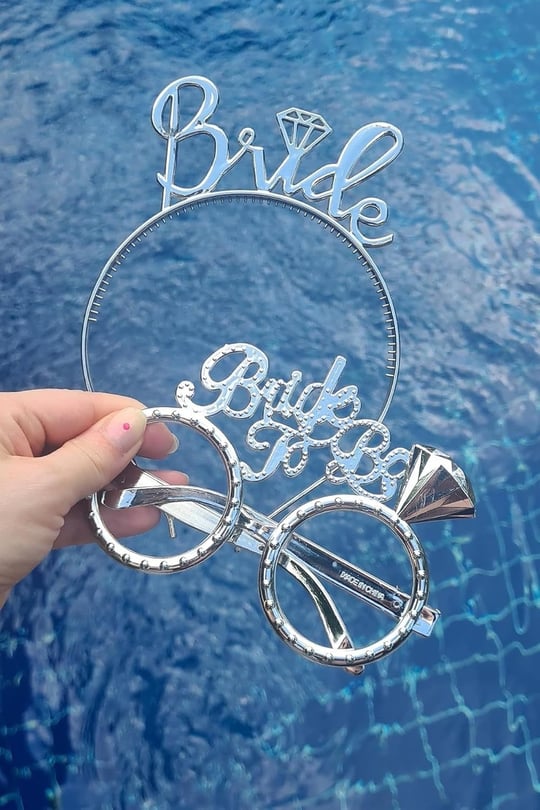 Bride Taç ve Gözlük Seti Bride To Be Taç Gözlük Plastik Set GÜMÜŞ