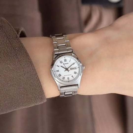 Casio Kadın yetişkin LTP-V006D-7BUDF Kol Saati Gri Standart