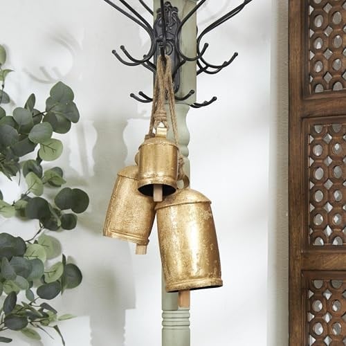 Deco 79 Dekoratif metal inek çanı, Tibet esintili, meditasyon, asmak için jüt halatlı, 3 adet, 25,4 cm, 20,3 cm, 15,2 cm yüksekliğinde, altın rengi