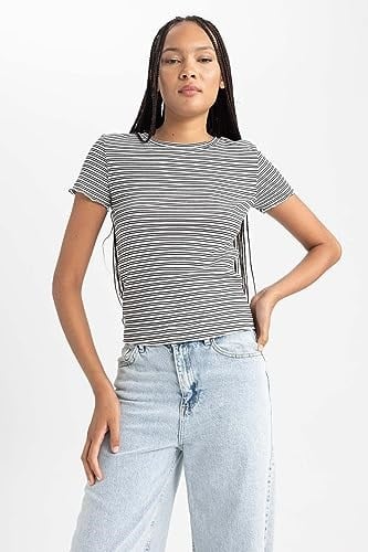 DeFacto Kadın Slim Fit Bisiklet Yaka Kısa Kollu Tişört