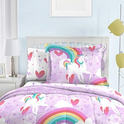 dream FACTORY Çocuk 5 Parçalı Komple Set Kolay Yıkanır Süper Yumuşak Mikrofiber Yorgan Yatağı, İkiz, Mor Tek Boynuzlu At Gökkuşağı - Seçenekler: Full, Twin