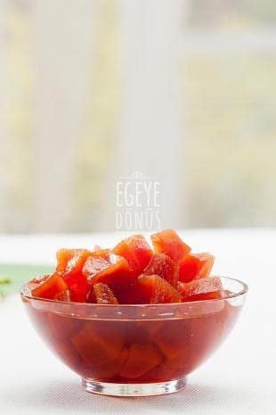 EGEYE DÖNÜŞ Geleneksel Ayva Reçeli Cam Kavanoz - 450 Gr. (%65-%70 Meyve Oranı)