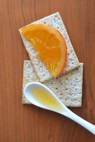 EGEYE DÖNÜŞ Geleneksel Dilim Portakal Reçeli Cam Kavanoz - 450 Gr. (%65-%70 Meyve Oranı)