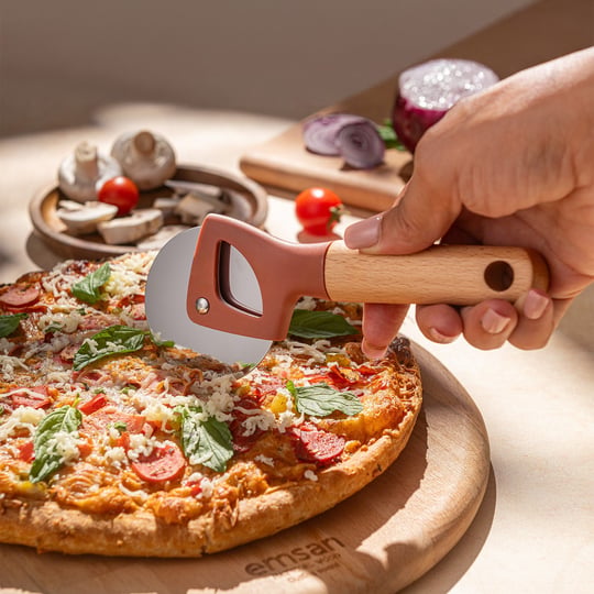 Emsan Rustik Pizza Cutter