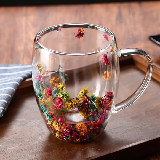 FETHİYE TOPTAN Kurutulmuş Çiçekli Kupa Hediyelik Çift Camlı Şık Dayanıklı Kahve Dış Mekan Çekim Kafe Bardağı 250ml