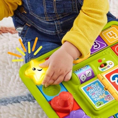 Fisher-Price Köpekçiğin Oyun İstasyonu Fisher-Price Müzikli Canlandırma Masa Oyunu Bebek Oyuncağı, Eğlen ve Öğren Köpekçikin Oyun İstasyonu, Çok Dilli Versiyon HRB70