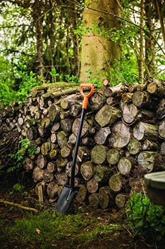 Fiskars Bahçıvan küreği, sert, taşlı zeminler için, sivri, uzunluk: 117 cm, çelik yaprak ve sap, plastik sap, siyah/turuncu, sağlam, 1003455