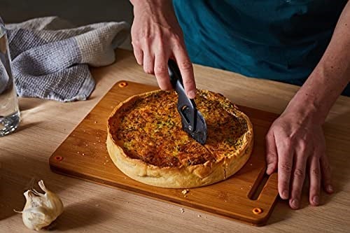 Fiskars pizza kesicisi ile yüksek kaliteli plastik-kesim parçası kesim, 19 cm, fonksiyonel form, siyah/turuncu, 1019533