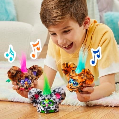 Furby Furblets Moo-Boo Mini Friend, Kızlar ve Erkekler için Elektronik Peluş Oyuncaklar, İnek, Siyah ve Beyaz, Mobilya Konuşuyor ve Müzik Çalar, Seri 5, Okula Dönüş Hediyeleri, 6 Yaş ve Üzeri