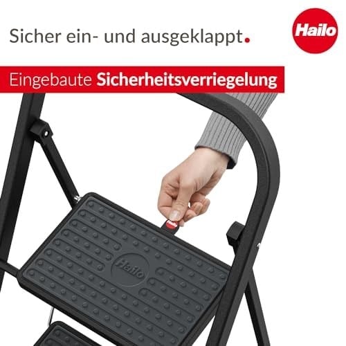 Hailo K44 StandardLine katlanır basamak – 2 kademeli çelik merdiven, büyük basamaklar ve kaymaz paspaslar – Çalışma yüksekliği 2,46 mye kadar – Ağırlık: 4,8 kg – Siyah