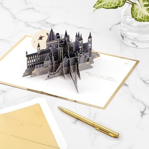 Hallmark Signature Paper Wonder Pop Up Doğum Günü Kartı (Harry Potter)