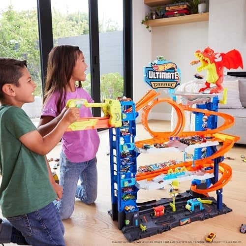 Hot Wheels 2 adet metal araba ile birlikte gelen, 50den fazla 1:64 ölçekli araba için saklama alanına sahip, 4 katlı oyun pisti içeren Hot Wheels Şehri Yeni Ultimate Garaj ile ejderhayı yen, HKX48