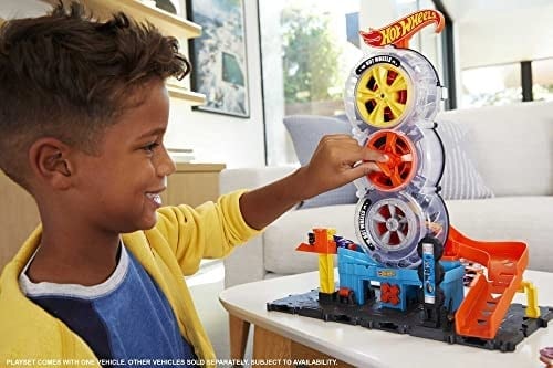 Hot Wheels City Tekerlek Kulesi Pisti Hot Wheels™ City Tekerlek Kulesi™ oyun seti, 4-8 yaş arası çocuklar için hediye HDP02