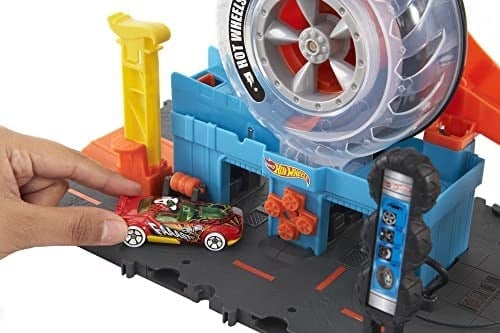 Hot Wheels City Tekerlek Kulesi Pisti Hot Wheels™ City Tekerlek Kulesi™ oyun seti, 4-8 yaş arası çocuklar için hediye HDP02