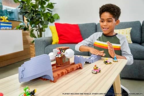 Hot Wheels Mario Kart Çılgın Yaratıklar Oyun Seti GCP26 - BooS Spooky Sprint