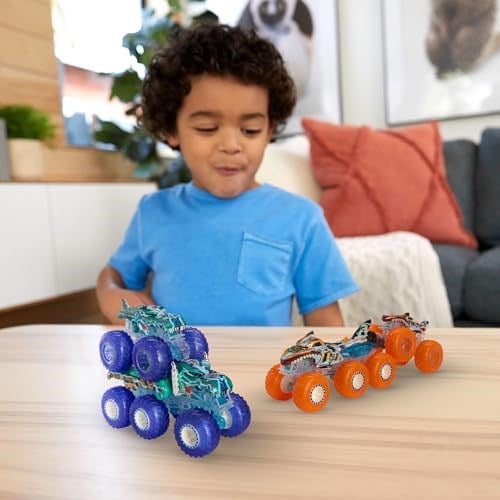 Hot Wheels Monster Trucks Toy Truck & Big Rig Multipack, 1:64 Ölçekli Mega-Wrex & Tiger Shark ile Eşleşen Power Smashers Deco