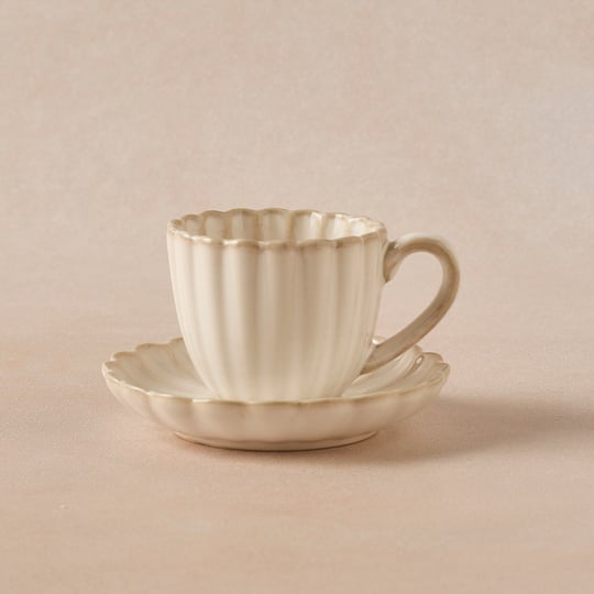 Karaca Daisy Kahve Fincanı ve Tabağı 90 ml