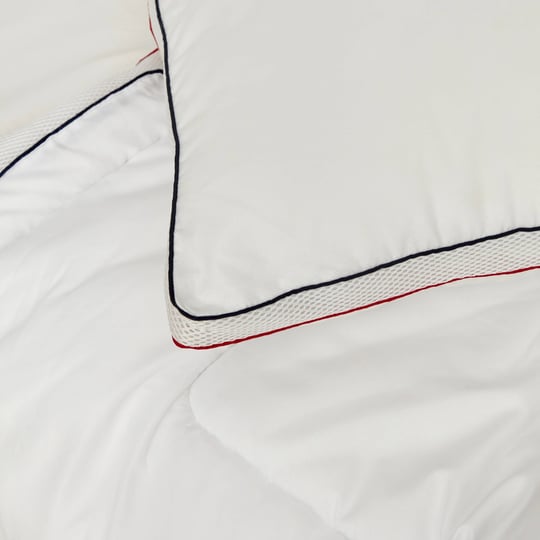Karaca Home Klimalı Çift Kişilik Yorgan ve 2 Adet Klimalı Yastık Seti 50x70 cm