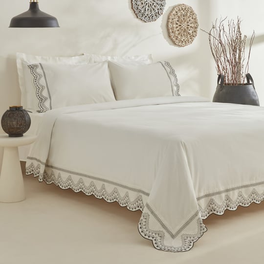 Karaca Home Orvel Çift Kişilik Nakışlı Nevresim Takımı Beyaz
