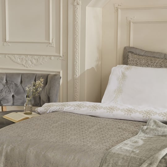 Karaca Home Rosette 8 Parça Çift Kişilik Çeyiz Seti Antrasit