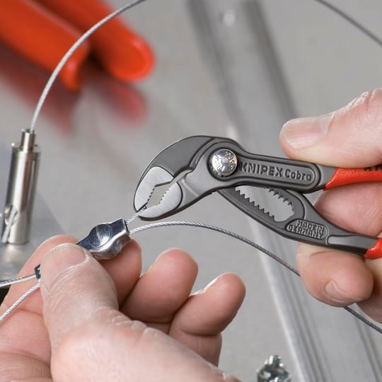 Knipex 87 01 125 SBA Cobra pense